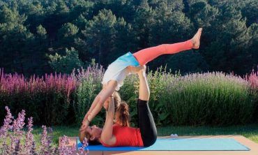 El Papel del Yoga en el Bienestar Infantil en la Era Digital